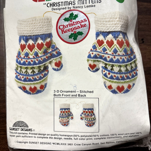 Vtg Jiffy Stitchery Christmas Mittens Ornament New Sealed Winter Decor #163 3-D - Picture 2 of 4